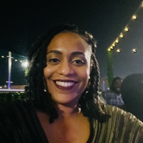 Meet your Posher, Tee - Picture 3 of 5